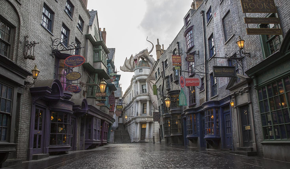 The-Wizarding-World-Of-Harry-Potter---Diagon-Alley